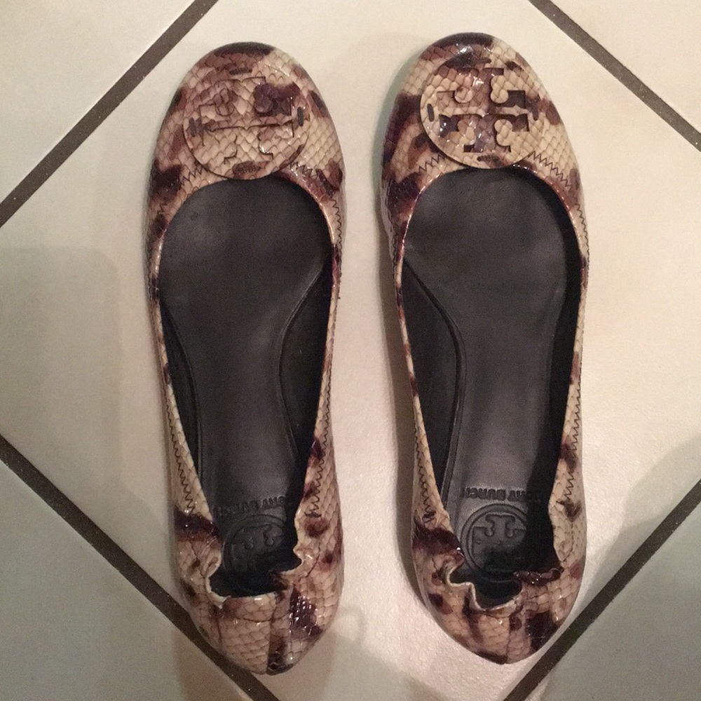 Tory burch flats size 8
